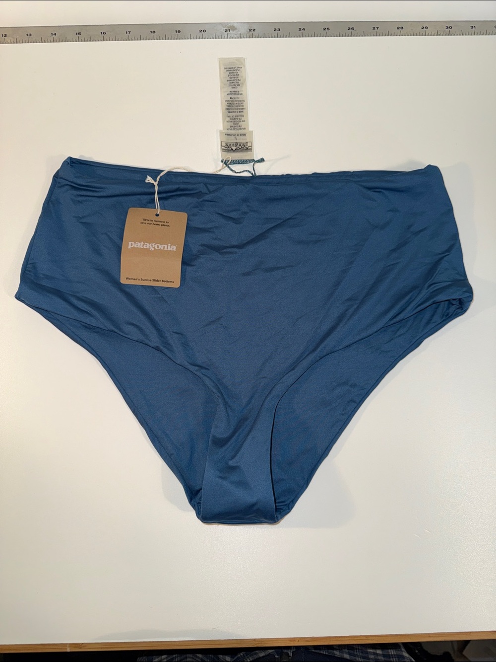 Patagonia - women's bikini bottoms, new with tags